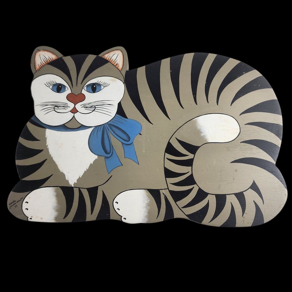 1989 Folk-Art Wooden Hand-Made/Painted Tabby Cat Shelf Sitter Artist Signed